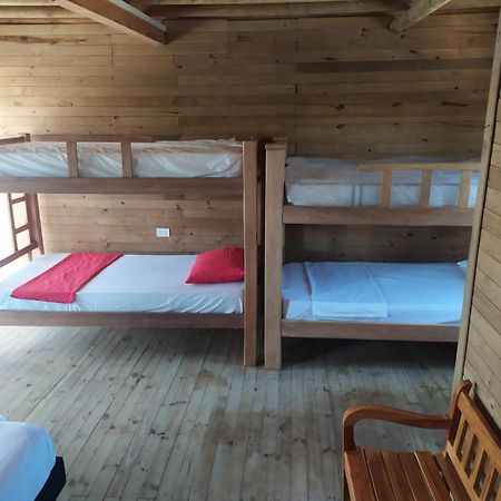 Hostel villa luz Beach Tintipan Island Exteriör bild