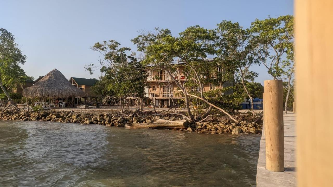 Hostel villa luz Beach Tintipan Island Exteriör bild