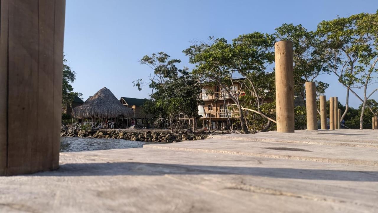 Hostel villa luz Beach Tintipan Island Exteriör bild